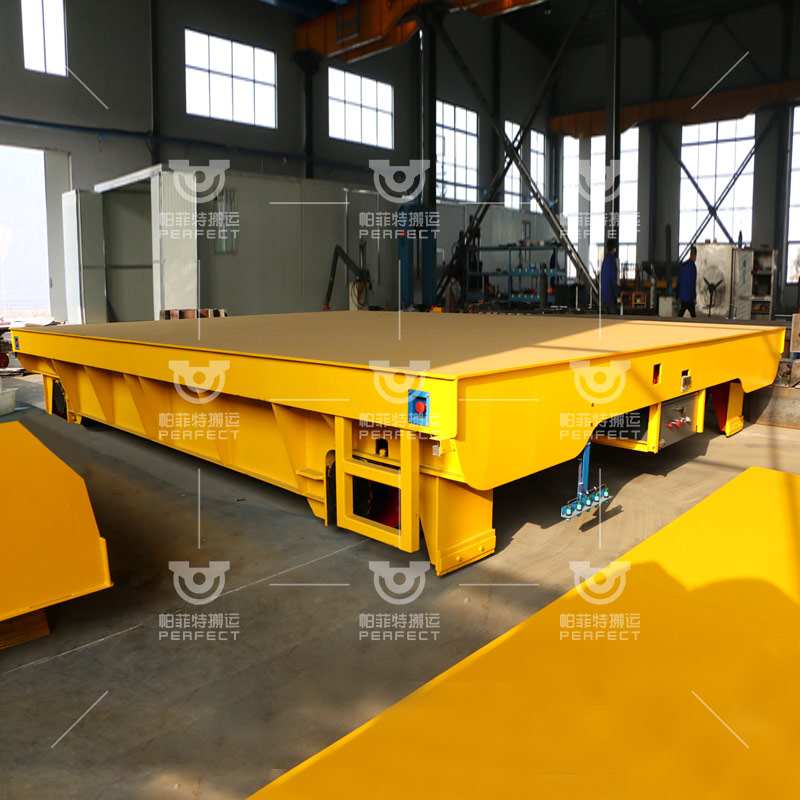 How does Perfte Handling Equipment Co., Ltd. sell its electric flat cars abroad?